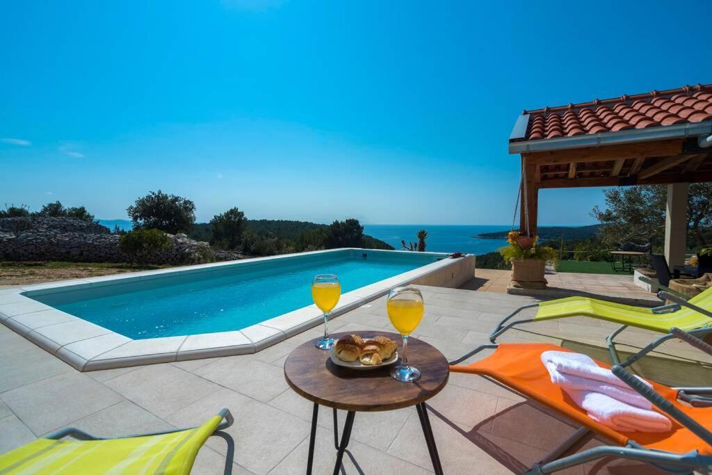 Isolated Paradise Adio Mare Milna  Zewnętrze zdjęcie