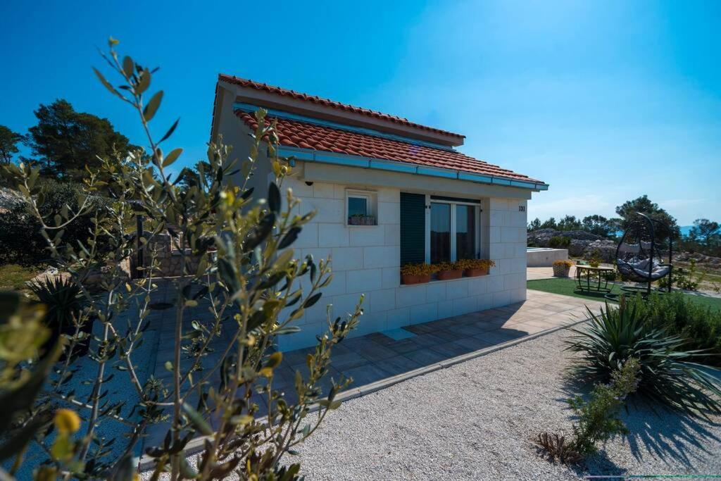 Isolated Paradise Adio Mare Milna  Zewnętrze zdjęcie