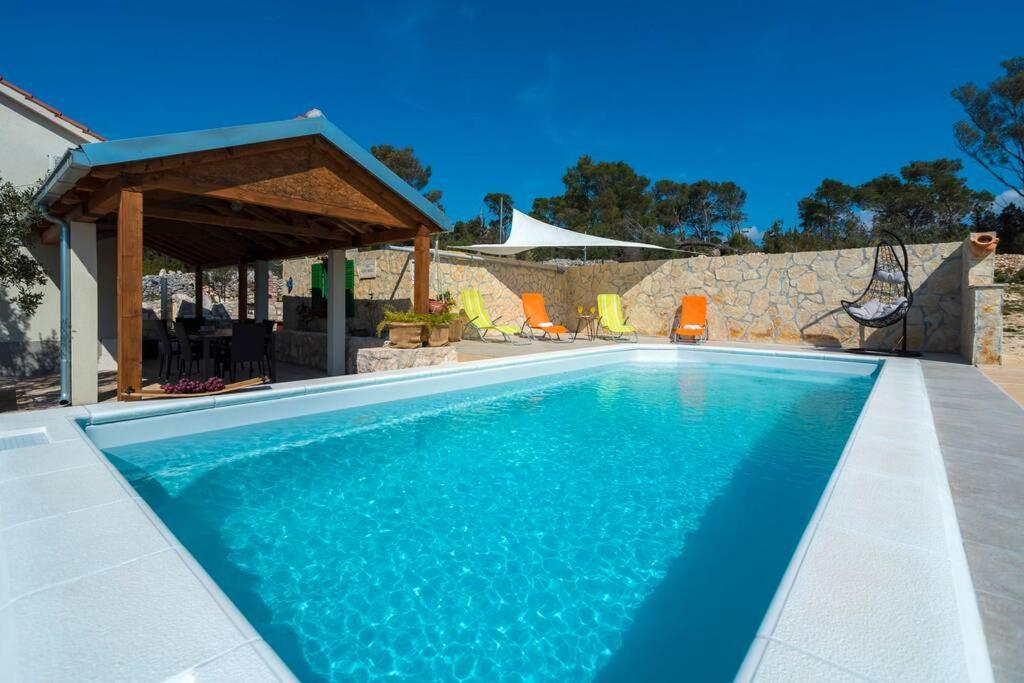 Isolated Paradise Adio Mare Milna  Zewnętrze zdjęcie