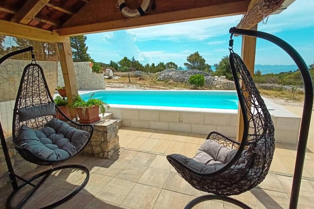Isolated Paradise Adio Mare Milna  Zewnętrze zdjęcie